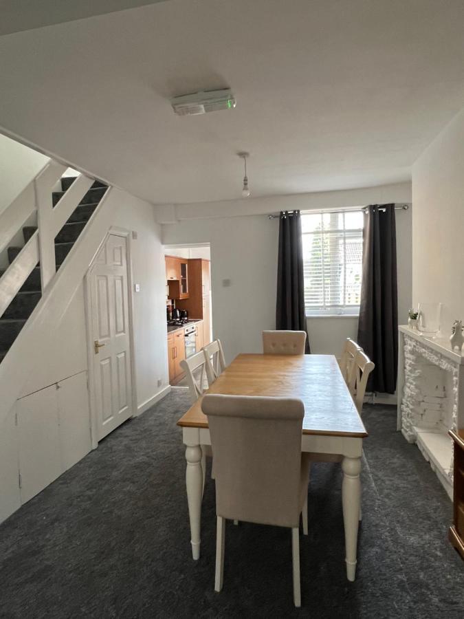 Crown Road Apartment Ситтингбурн Экстерьер фото